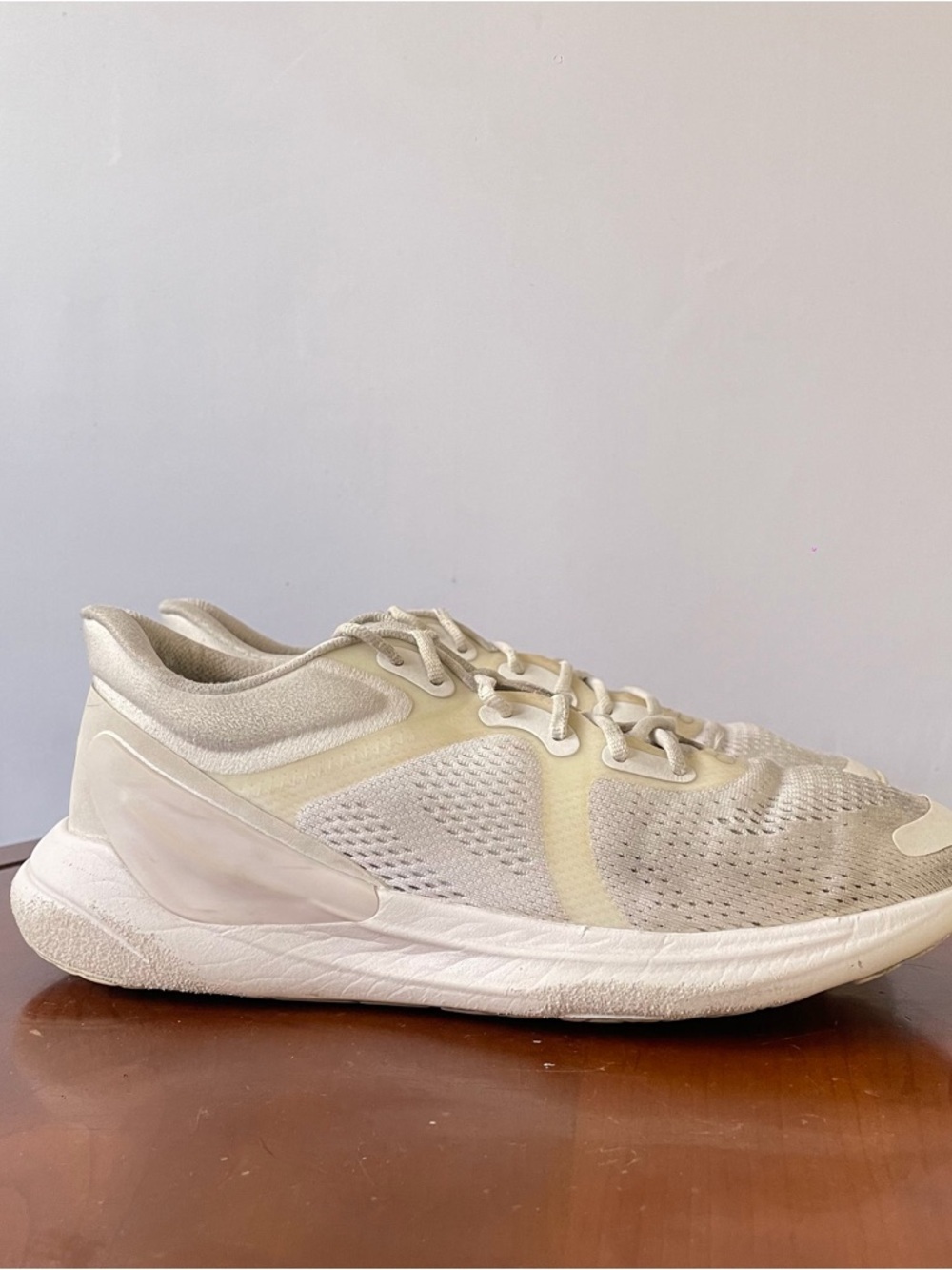 Lululemon Women’s Blissfeel Running Shoes | US 8.5 - Picture 3 of 9